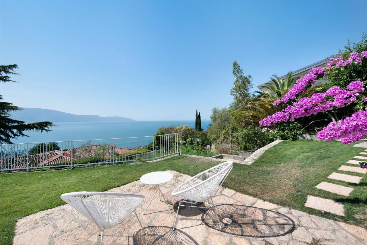 Villa Гарняно Екстериор снимка